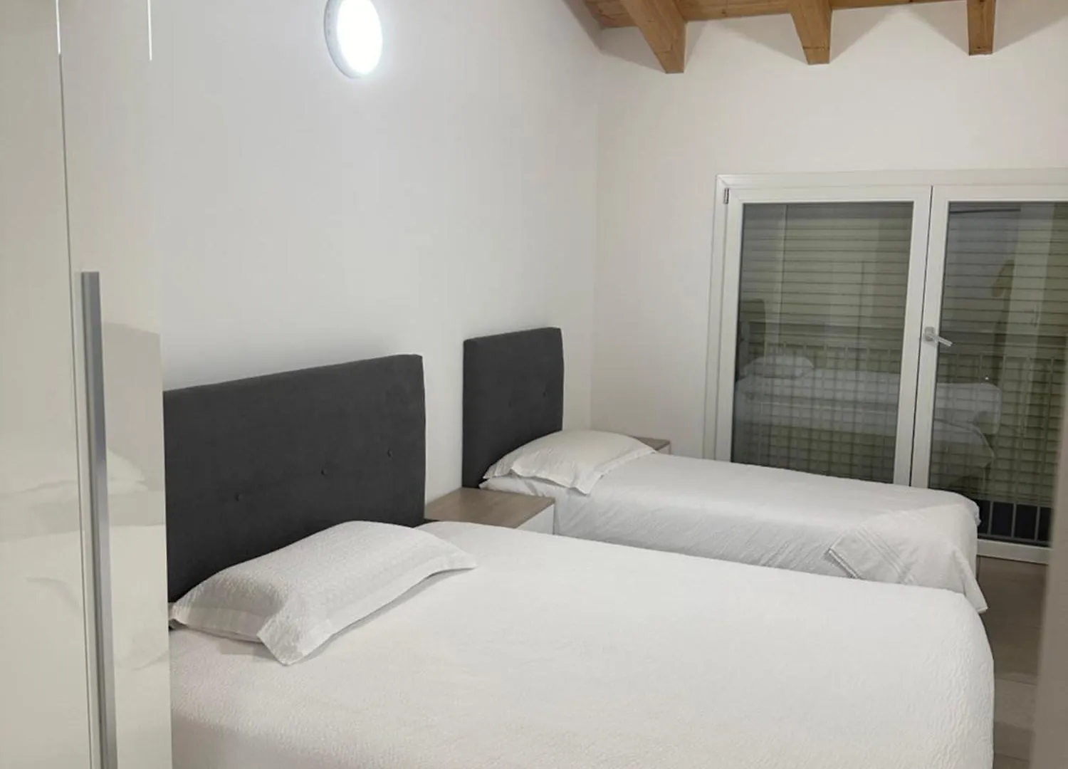 Beb E Ristorante Fish Art Bed & Breakfast Bollate